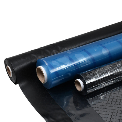 ความสามารถในการปฏิบัติที่แข็งแกร่ง ESD Grid Curtain คุณสมบัติถาวร PVC ป้องกันไฟฟ้าสถิตย์
