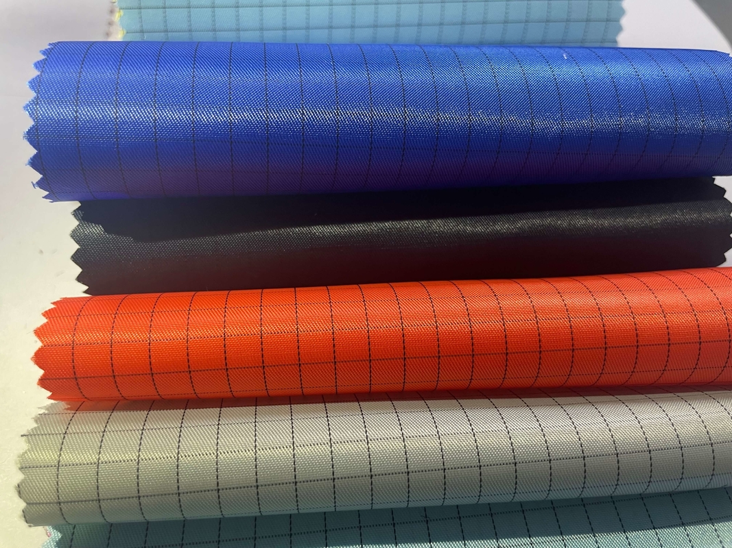 5mm ESD Grid Polyester Anti Static Anti Static Cleanroom ผ้านำไฟฟ้าผ้าปลอดฝุ่น